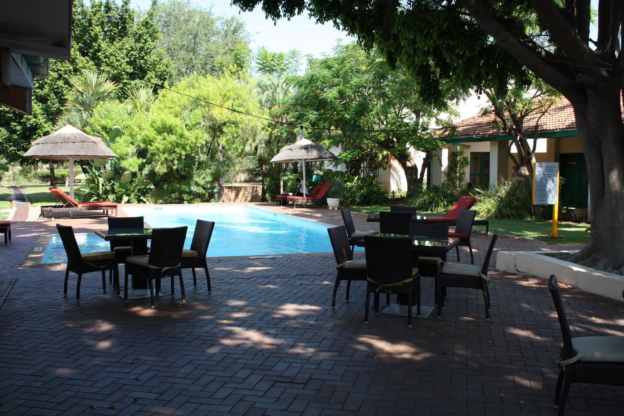 Cresta Bosele Hotel Selebi-Phikwe Екстер'єр фото