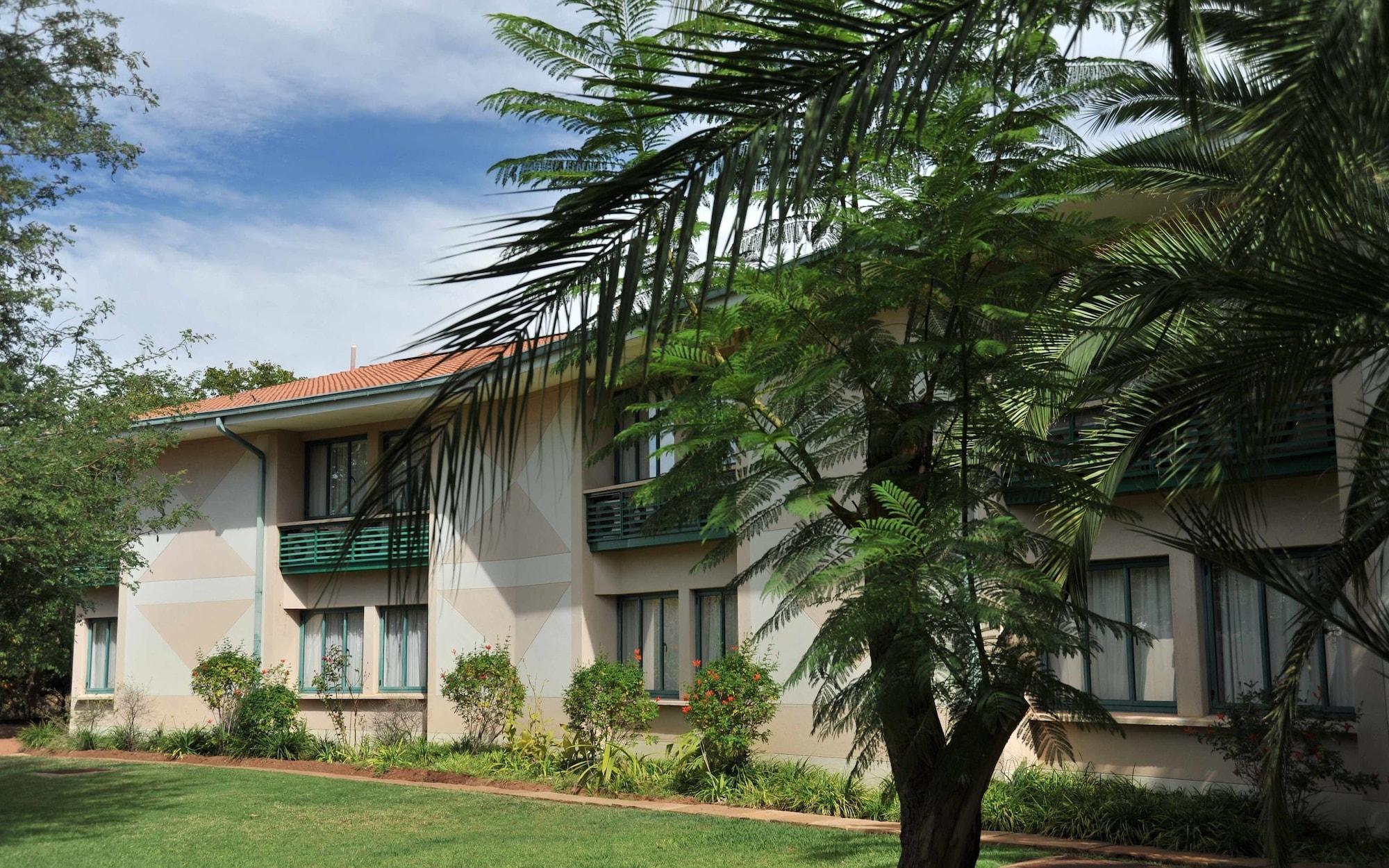 Cresta Bosele Hotel Selebi-Phikwe Екстер'єр фото