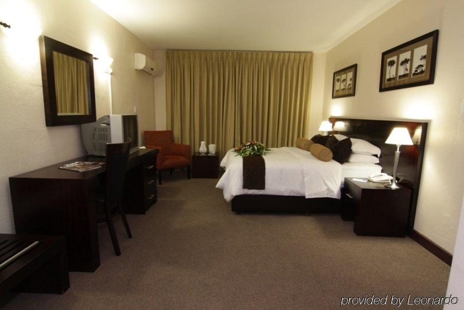 Cresta Bosele Hotel Selebi-Phikwe Екстер'єр фото